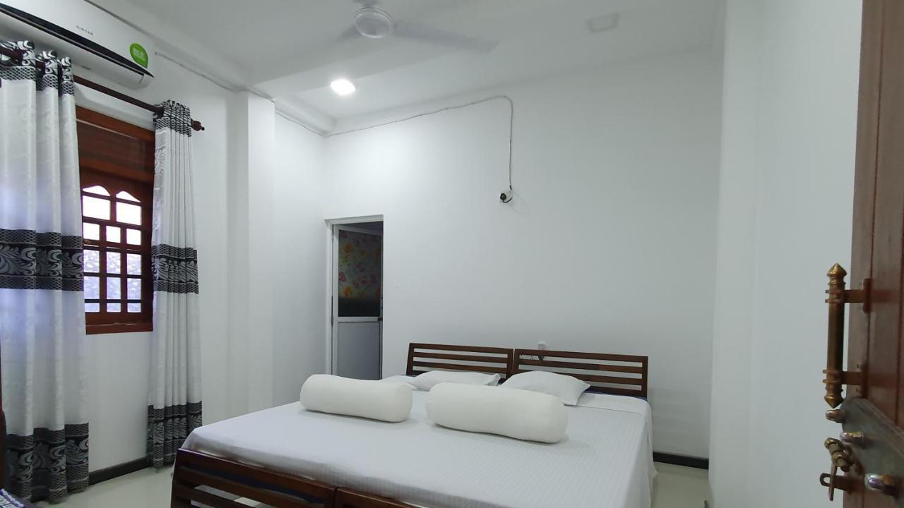 Bandulas Beach House 希克杜沃 外观 照片